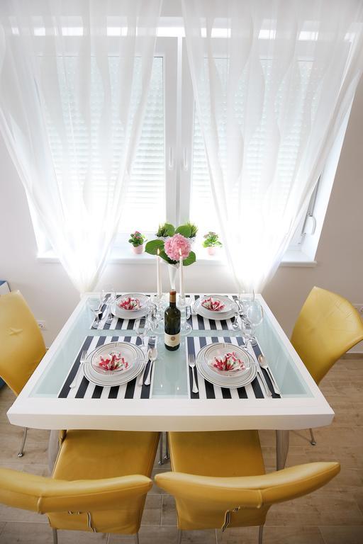 Apartment Flowers, Free Garage Parking Zadar Ruang foto