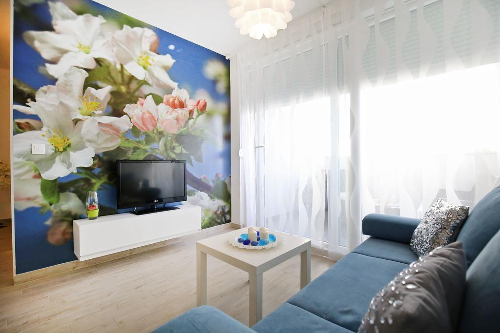 Apartment Flowers, Free Garage Parking Zadar Ruang foto